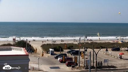 Boulineaus Cherry Grove Beach Live Cam - Apr 23, 2026, 10:14am EDT