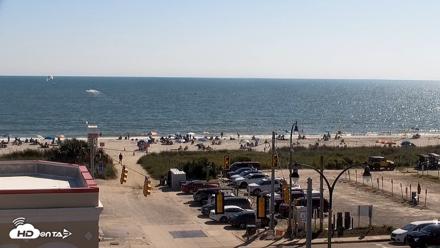 Boulineaus Cherry Grove Beach Live Cam - Oct 15, 2026, 2:20pm EDT