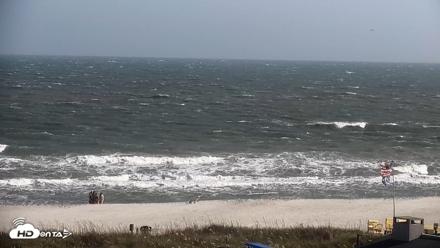 Boulineaus Cherry Grove Beach Live Cam - Jul 21, 2026, 5:34pm EDT