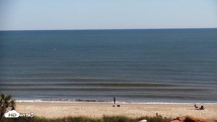 Boulineaus Cherry Grove Beach Live Cam - Oct 12, 2026, 4:11pm EDT