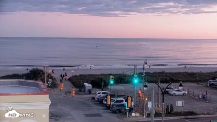 Boulineaus Cherry Grove Beach Live Cam - Oct 12, 2026, 7:00pm EDT