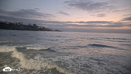La Jolla Shores Live Surf Cam - Apr 30, 2026, 7:55pm PDT