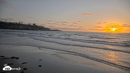 La Jolla Shores Live Surf Cam - May 6, 2026, 7:25pm PDT
