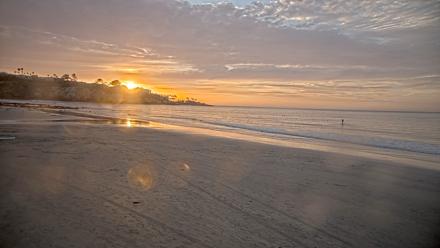 La Jolla Shores Live Surf Cam - Feb 5, 2026, 5:10pm PST