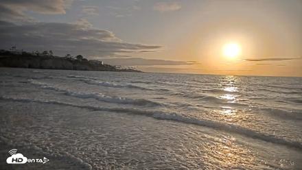La Jolla Shores Live Surf Cam - Apr 26, 2026, 6:58pm PDT