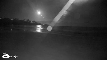La Jolla Shores Live Surf Cam - Apr 29, 2026, 4:00am PDT