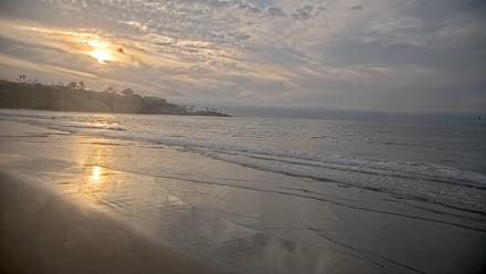 La Jolla Shores Live Surf Cam - Nov 11, 2025, 4:12pm PST