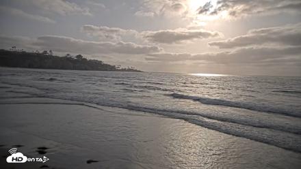 La Jolla Shores Live Surf Cam - Apr 30, 2026, 6:09pm PDT