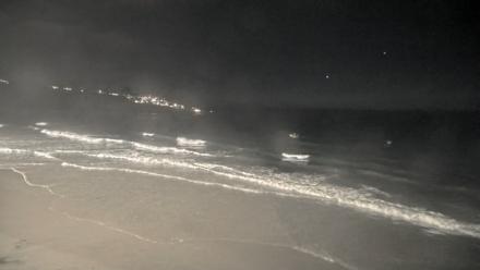 La Jolla Shores Live Surf Cam - Mar 26, 2026, 8:03pm PDT