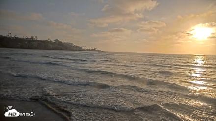 La Jolla Shores Live Surf Cam - Jul 15, 2026, 7:24pm PDT