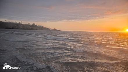 La Jolla Shores Live Surf Cam - May 24, 2026, 7:40pm PDT