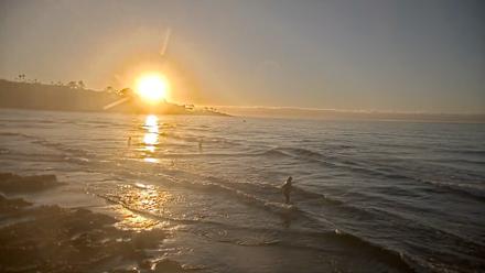 La Jolla Shores Live Surf Cam - Oct 30, 2025, 5:40pm PDT