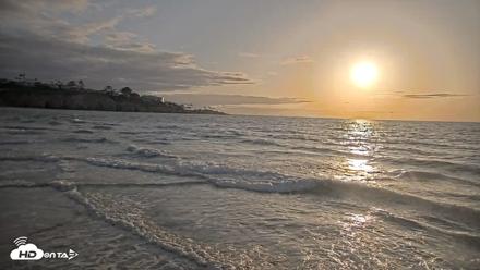 La Jolla Shores Live Surf Cam - Apr 26, 2026, 6:52pm PDT