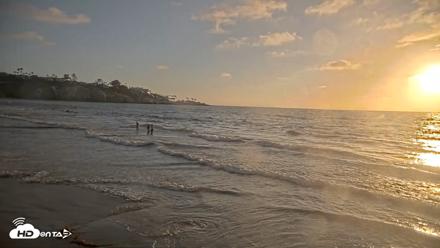 La Jolla Shores Live Surf Cam - Jul 2, 2026, 7:34pm PDT