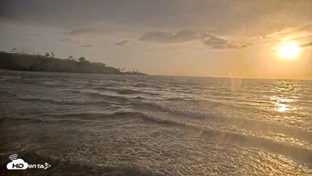 La Jolla Shores Live Surf Cam - May 24, 2026, 7:15pm PDT