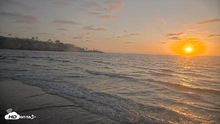La Jolla Shores Live Surf Cam - Aug 7, 2026, 7:32pm PDT