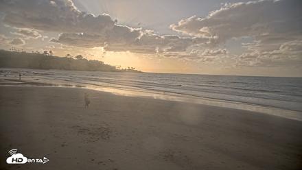 La Jolla Shores Live Surf Cam - Oct 12, 2026, 5:34pm PDT