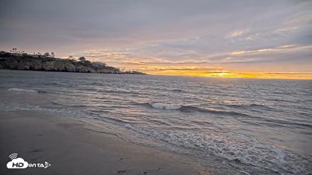 La Jolla Shores Live Surf Cam - Apr 12, 2026, 7:05pm PDT