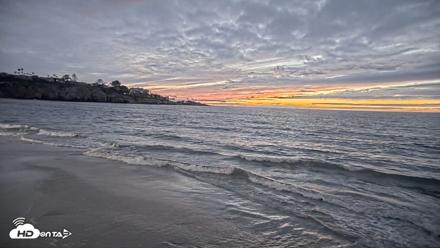 La Jolla Shores Live Surf Cam - Apr 12, 2026, 7:33pm PDT