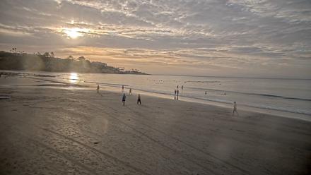 La Jolla Shores Live Surf Cam - Feb 5, 2026, 4:43pm PST