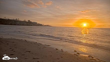 La Jolla Shores Live Surf Cam - Apr 20, 2026, 7:14pm PDT