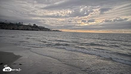 La Jolla Shores Live Surf Cam - Apr 12, 2026, 6:27pm PDT
