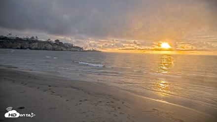 La Jolla Shores Live Surf Cam - Apr 21, 2026, 7:07pm PDT