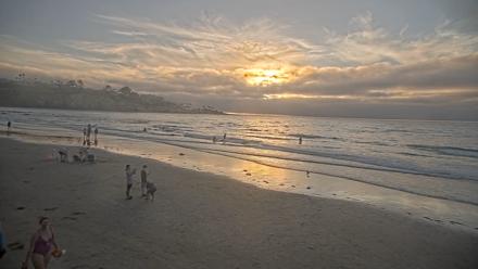 La Jolla Shores Live Surf Cam - Mar 21, 2026, 6:40pm PDT