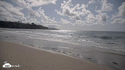 La Jolla Shores Live Surf Cam - Apr 26, 2026, 4:19pm PDT
