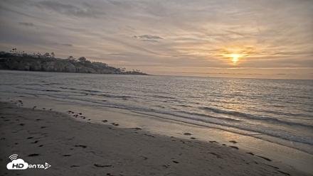 La Jolla Shores Live Surf Cam - Apr 20, 2026, 7:05pm PDT