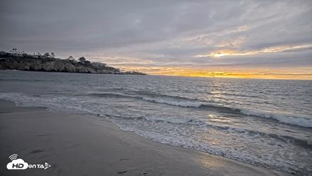 La Jolla Shores Live Surf Cam - Apr 12, 2026, 6:59pm PDT
