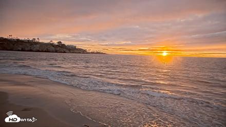 La Jolla Shores Live Surf Cam - Apr 12, 2026, 7:13pm PDT