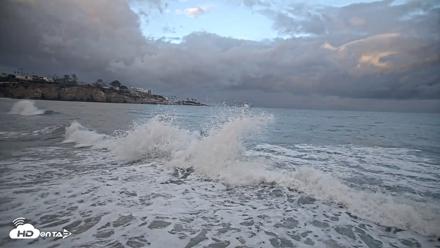 La Jolla Shores Live Surf Cam - Oct 23, 2026, 7:21am PDT