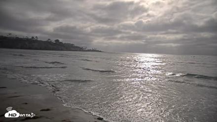 La Jolla Shores Live Surf Cam - May 9, 2026, 5:44pm PDT
