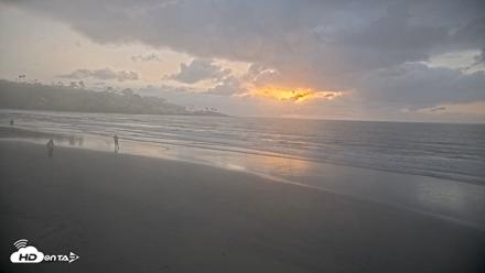 La Jolla Shores Live Surf Cam - Sep 16, 2026, 6:43pm PDT