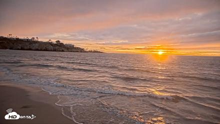 La Jolla Shores Live Surf Cam - Apr 12, 2026, 7:16pm PDT