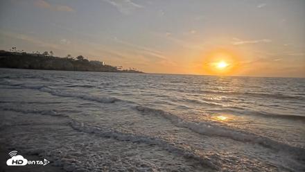 La Jolla Shores Live Surf Cam - Apr 15, 2026, 7:06pm PDT