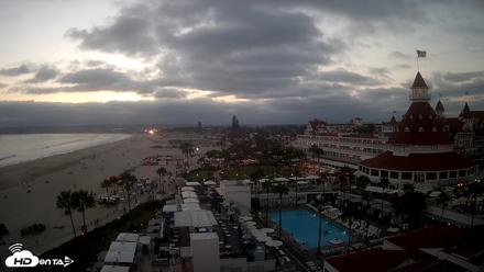 Hotel Del Coronado 4K Fixed Live Cam - Jun 17, 2026, 8:01pm PDT