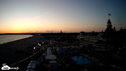 Hotel Del Coronado 4K Fixed Live Cam - Apr 27, 2026, 7:32pm PDT
