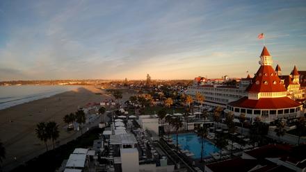 Hotel Del Coronado 4K Fixed Live Cam - Jan 17, 2026, 7:05am PST