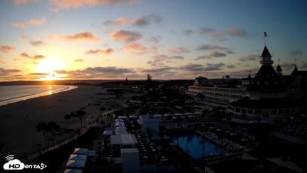 Hotel Del Coronado 4K Fixed Live Cam - May 6, 2026, 7:24pm PDT