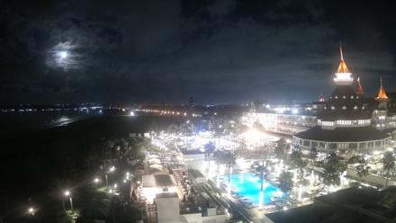 Hotel Del Coronado 4K Fixed Live Cam - Dec 3, 2025, 4:05am PST