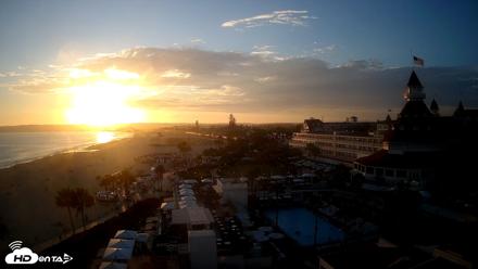 Hotel Del Coronado 4K Fixed Live Cam - Jul 12, 2026, 7:39pm PDT