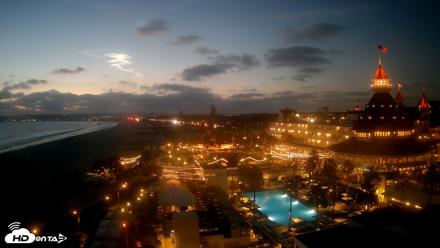 Hotel Del Coronado 4K Fixed Live Cam - Sep 19, 2026, 7:16pm PDT