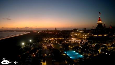 Hotel Del Coronado 4K Fixed Live Cam - Aug 4, 2026, 8:13pm PDT