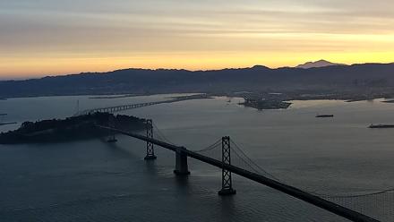 San Francisco Oakland Bay Bridge Live Webcam - Jan 25, 2026, 7:22am PST
