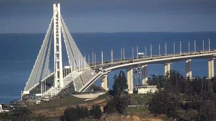 San Francisco Oakland Bay Bridge Live Webcam - Dec 17, 2025, 2:44pm PST