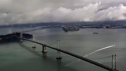 San Francisco Oakland Bay Bridge Live Webcam - Nov 20, 2025, 10:42am PST