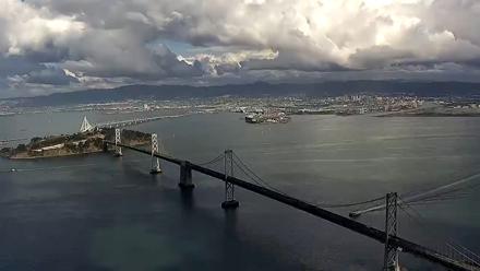 San Francisco Oakland Bay Bridge Live Webcam - Nov 14, 2025, 2:15pm PST