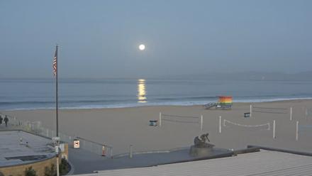 Hermosa Beach Pier North Live Webcam - Feb 1, 2026, 6:29am PST